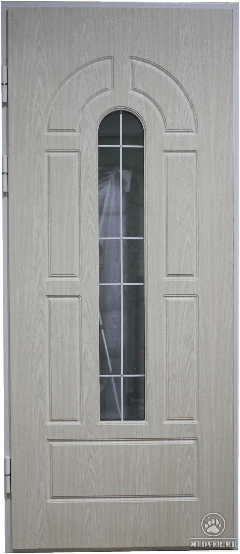 Белые металлические двери – практично ли это?